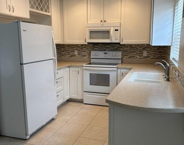 2800 Indian River Boulevard - Photo Thumbnail 6
