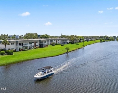 2800 Indian River Boulevard - Photo Thumbnail 20