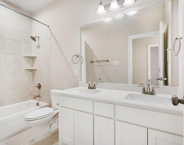 2041 Layla Drive - Photo Thumbnail 15