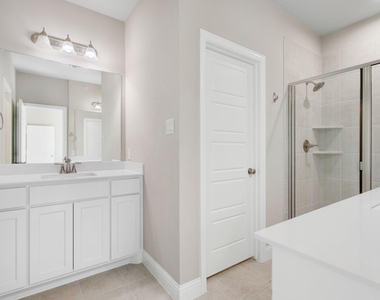 2041 Layla Drive - Photo Thumbnail 11