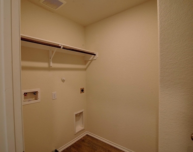 16715 Twisted Pines Drive - Photo Thumbnail 18
