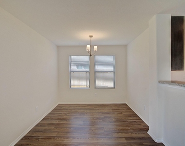 16715 Twisted Pines Drive - Photo Thumbnail 7