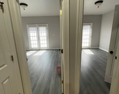 2605 Almeda Forest Court - Photo Thumbnail 12