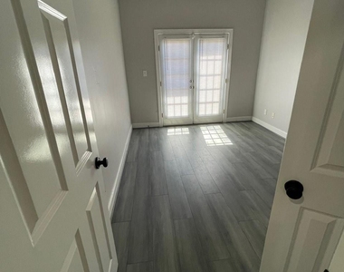 2605 Almeda Forest Court - Photo Thumbnail 28