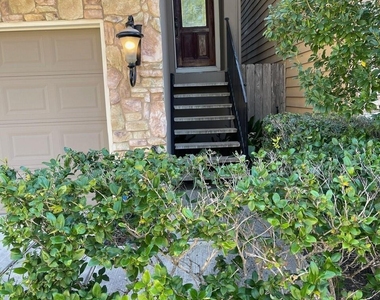 2605 Almeda Forest Court - Photo Thumbnail 1