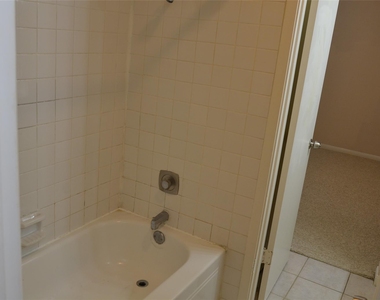 6111 Beverly Hill Street - Photo Thumbnail 18