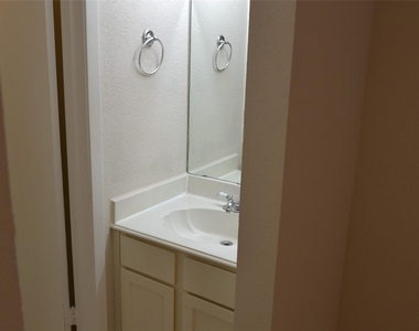 6111 Beverly Hill Street - Photo Thumbnail 17