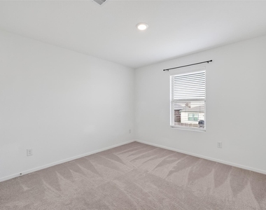 3039 Ash Ray Drive - Photo Thumbnail 34