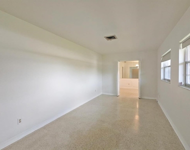 18110 Dorman Road - Photo Thumbnail 15