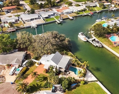 3601 Coquina Key Drive Se - Photo Thumbnail 1
