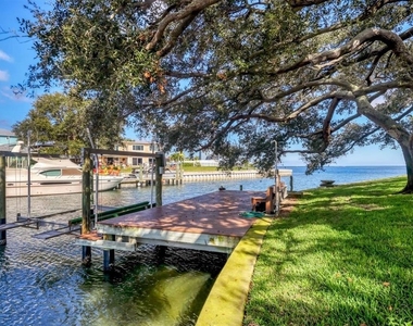 3601 Coquina Key Drive Se - Photo Thumbnail 52