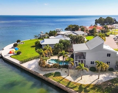 3601 Coquina Key Drive Se - Photo Thumbnail 58