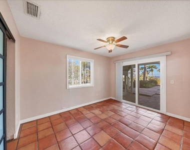 3601 Coquina Key Drive Se - Photo Thumbnail 30