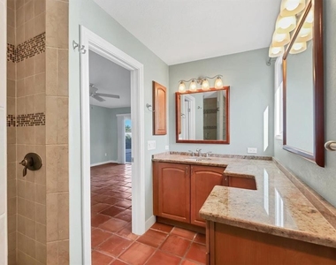 3601 Coquina Key Drive Se - Photo Thumbnail 26