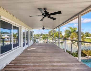 3601 Coquina Key Drive Se - Photo Thumbnail 33
