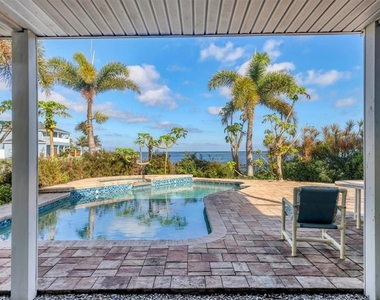 3601 Coquina Key Drive Se - Photo Thumbnail 38