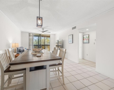 1316 Pasadena Avenue S - Photo Thumbnail 7