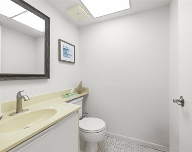 1316 Pasadena Avenue S - Photo Thumbnail 21