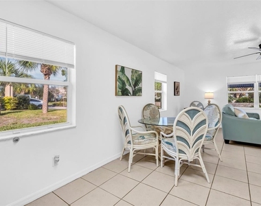103 E Park Street - Photo Thumbnail 5