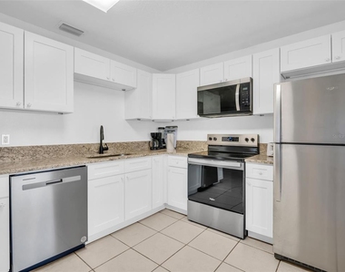 103 E Park Street - Photo Thumbnail 7