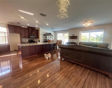 6222 Laurel Creek Trail - Photo Thumbnail 2