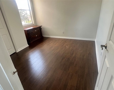 6222 Laurel Creek Trail - Photo Thumbnail 14