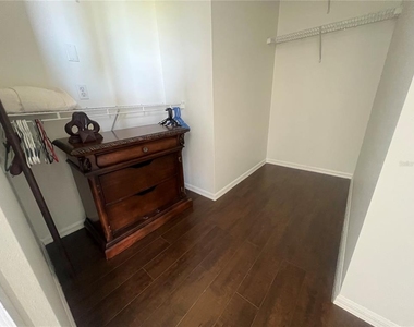 6222 Laurel Creek Trail - Photo Thumbnail 16