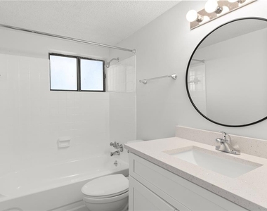1108 Bartow Road - Photo Thumbnail 5