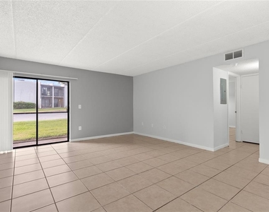 1108 Bartow Road - Photo Thumbnail 7