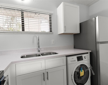 1108 Bartow Road - Photo Thumbnail 3