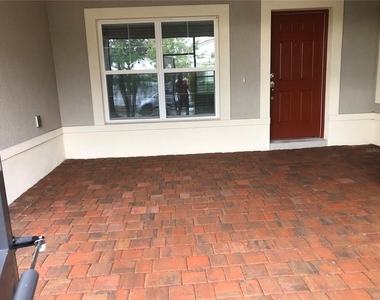 3211 Silver Fin Way - Photo Thumbnail 1