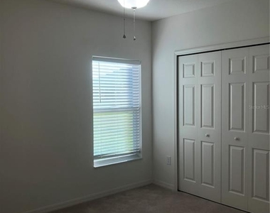 3211 Silver Fin Way - Photo Thumbnail 13