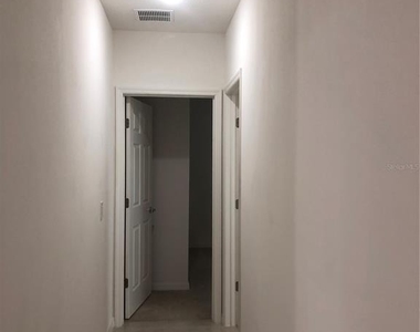 3211 Silver Fin Way - Photo Thumbnail 12