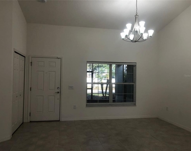 3211 Silver Fin Way - Photo Thumbnail 2