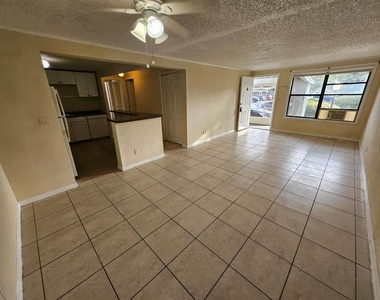 4019 E Michigan Street - Photo Thumbnail 5