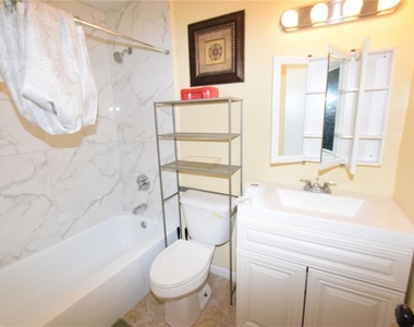 5300 Lescot Lane - Photo Thumbnail 13