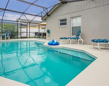 7802 Laurel Oak Lane - Photo Thumbnail 7