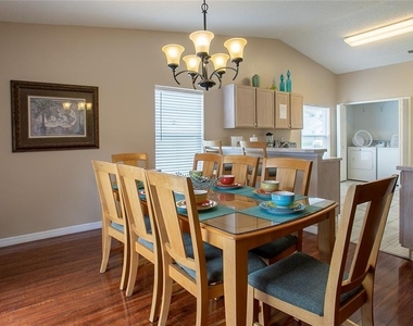 7802 Laurel Oak Lane - Photo Thumbnail 21