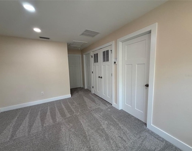 4409 Nw 31st Avenue - Photo Thumbnail 10