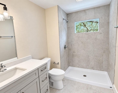 4409 Nw 31st Avenue - Photo Thumbnail 18