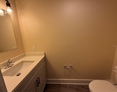 4409 Nw 31st Avenue - Photo Thumbnail 4