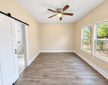 4409 Nw 31st Avenue - Photo Thumbnail 17