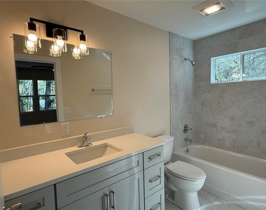 4409 Nw 31st Avenue - Photo Thumbnail 13