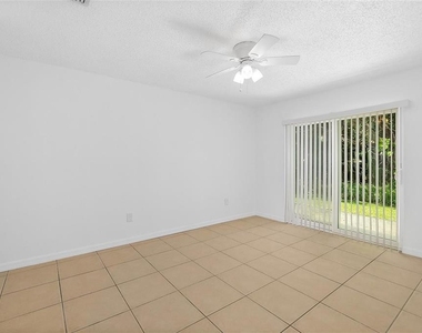 2258 S Daytona Avenue - Photo Thumbnail 16