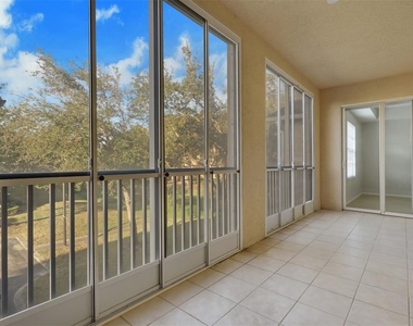 9025 Colby Drive - Photo Thumbnail 16