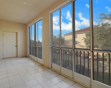 9025 Colby Drive - Photo Thumbnail 18