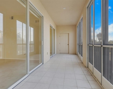 9025 Colby Drive - Photo Thumbnail 17