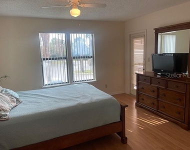 4017 Crockers Lake Boulevard - Photo Thumbnail 6