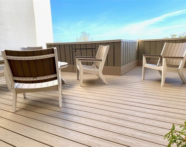 2675 Gulf Of Mexico Drive - Photo Thumbnail 19