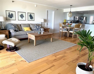 2675 Gulf Of Mexico Drive - Photo Thumbnail 3